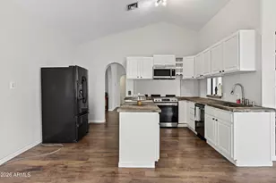 10002 S 47th Pl, Phoenix, AZ 85044 - Photo 9