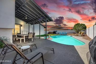 8614 E Monterey Way, Scottsdale, AZ 85251 - Photo 5