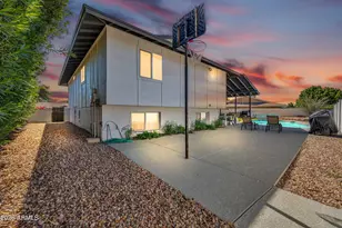 8614 E Monterey Way, Scottsdale, AZ 85251 - Photo 3