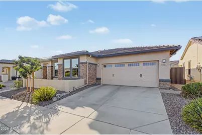 17482 W Cedarwood Lane, Goodyear, AZ 85338 - Photo 13
