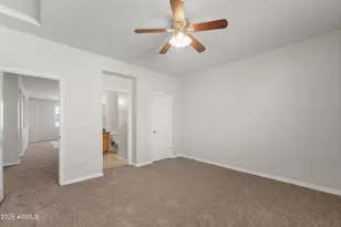 6619 W Cordia Ln, Phoenix, AZ 85083 - Photo 31