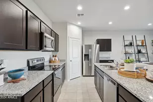 647 W Bunker Hl St, Florence, AZ 85132 - Photo 5
