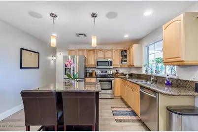 4113 E Minnezona Avenue, Phoenix, AZ 85018 - Photo 7