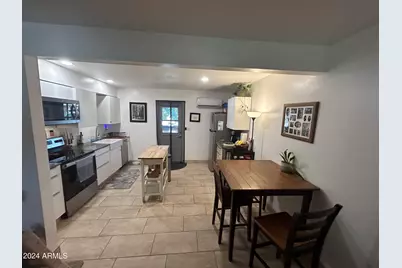 2103 S Granada Drive #Apt 8, Tempe, AZ 85282 - Photo 1