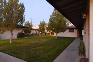2103 S Granada Dr, Tempe, AZ 85282 - Photo 15
