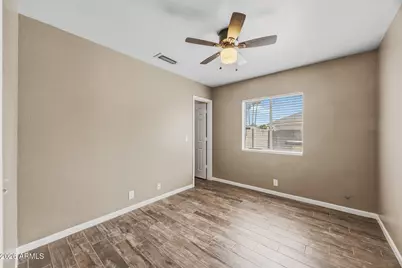 10243 W Reade Avenue, Glendale, AZ 85307 - Photo 13