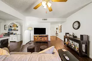 9525 W Shasta Dr, Sun City, AZ 85351 - Photo 9