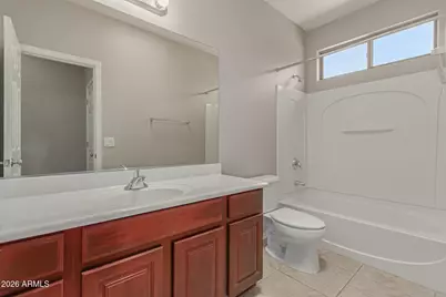 2206 W Fawn Drive, Phoenix, AZ 85041 - Photo 23