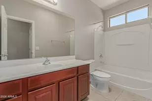 2206 W Fawn Dr, Phoenix, AZ 85041 - Photo 23