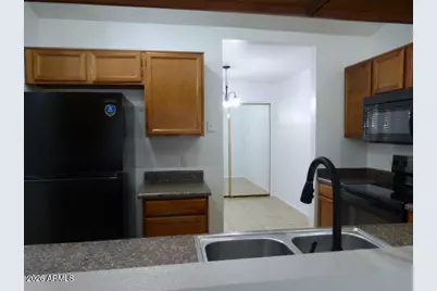 4163 E Huntington Drive, Phoenix, AZ 85040 - Photo 9