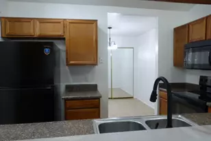 4163 E Huntington Dr, Phoenix, AZ 85040 - Photo 9