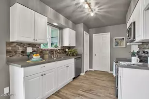 13852 N Tan Tara Dr, Sun City, AZ 85351 - Photo 1