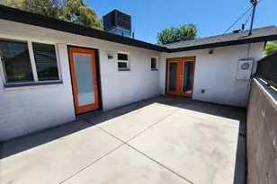 3426 N 37th St, Phoenix, AZ 85018 - Photo 11