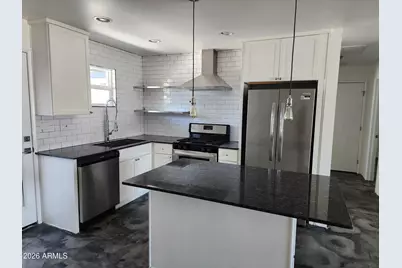 3416 N 37th Street # 11, Phoenix, AZ 85018 - Photo 1