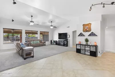2637 E Carla Vista Drive, Gilbert, AZ 85295 - Photo 15