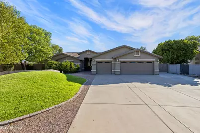 2637 E Carla Vista Drive, Gilbert, AZ 85295 - Photo 1