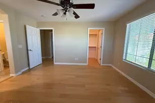 3950 W Roundabout Cir, Chandler, AZ 85226 - Photo 9