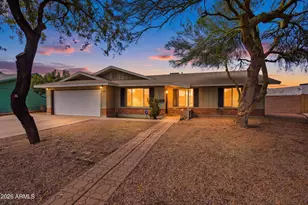 1726 E El Parque Dr, Tempe, AZ 85282 - Photo 1