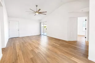 12605 W Roanoke Ave, Avondale, AZ 85323 - Photo 5