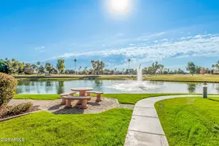 7401 W Arrowhead Clubhouse Dr, Glendale, AZ 85308 - Photo 29