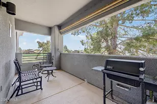 7401 W Arrowhead Clubhouse Dr, Glendale, AZ 85308 - Photo 15