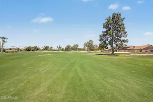 7401 W Arrowhead Clubhouse Dr, Glendale, AZ 85308 - Photo 23