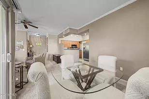 7401 W Arrowhead Clubhouse Dr, Glendale, AZ 85308 - Photo 9