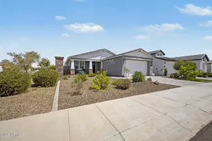 17440 W Auburn St, Surprise, AZ 85388 - Photo 3