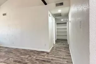 4235 W Aster Dr, Phoenix, AZ 85029 - Photo 9