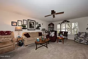19046 N Lakeforest Dr, Sun City, AZ 85373 - Photo 9