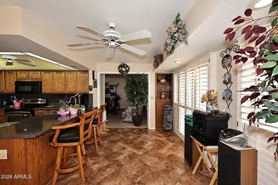 19046 N Lakeforest Drive, Sun City, AZ 85373 - Photo 13
