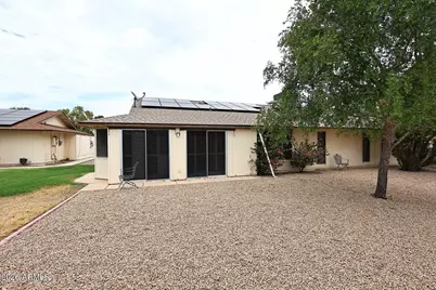 19046 N Lakeforest Drive, Sun City, AZ 85373 - Photo 27