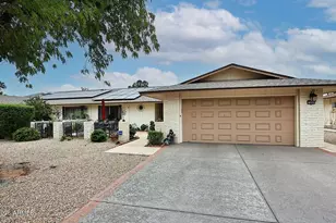 19046 N Lakeforest Dr, Sun City, AZ 85373 - Photo 1