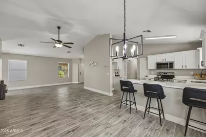 43702 W Magnolia Road, Maricopa, AZ 85138 - Photo 5