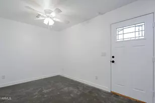 9439 N 11th Ave, Phoenix, AZ 85021 - Photo 5