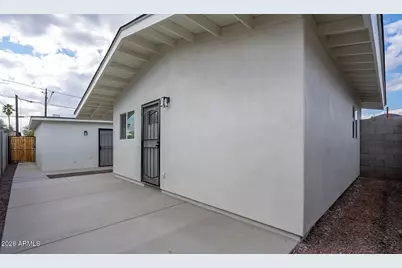 9439 N 11th Avenue #3, Phoenix, AZ 85021 - Photo 3