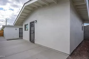 9439 N 11th Ave, Phoenix, AZ 85021 - Photo 3