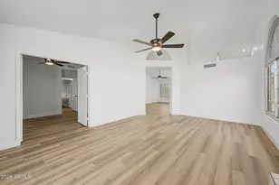 3701 E Renee Dr, Phoenix, AZ 85050 - Photo 5