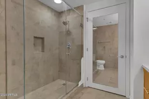 7127 E Rancho Vista Dr, Scottsdale, AZ 85251 - Photo 19