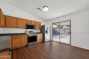 69 E Coral Bean Dr, San Tan Valley, AZ 85143 - Photo 3