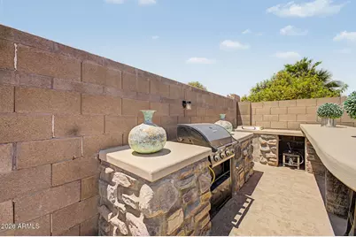 43301 W Chisholm Drive, Maricopa, AZ 85138 - Photo 27