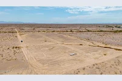 37433 W Cavalier Drive #506-39-092-C, Tonopah, AZ 85354 - Photo 11