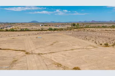 37433 W Cavalier Drive #506-39-092-C, Tonopah, AZ 85354 - Photo 9