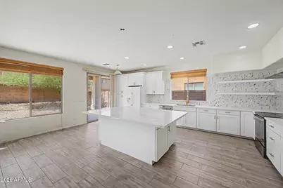 3119 W Pleasant Lane, Phoenix, AZ 85041 - Photo 13