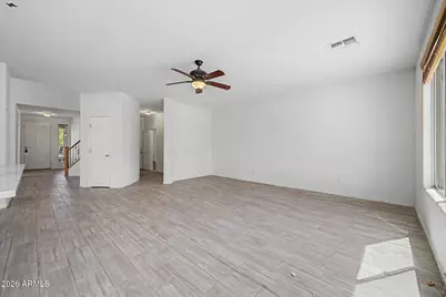 3119 W Pleasant Lane, Phoenix, AZ 85041 - Photo 9