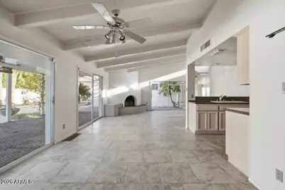 13045 N 8th Avenue, Phoenix, AZ 85029 - Photo 7