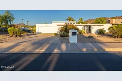 13045 N 8th Avenue, Phoenix, AZ 85029 - Photo 1