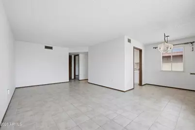 13216 N 98th Avenue #P, Sun City, AZ 85351 - Photo 7