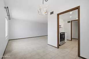 13216 N 98th Ave, Sun City, AZ 85351 - Photo 11