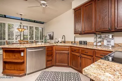 7400 E Gainey Club Drive #114, Scottsdale, AZ 85258 - Photo 5